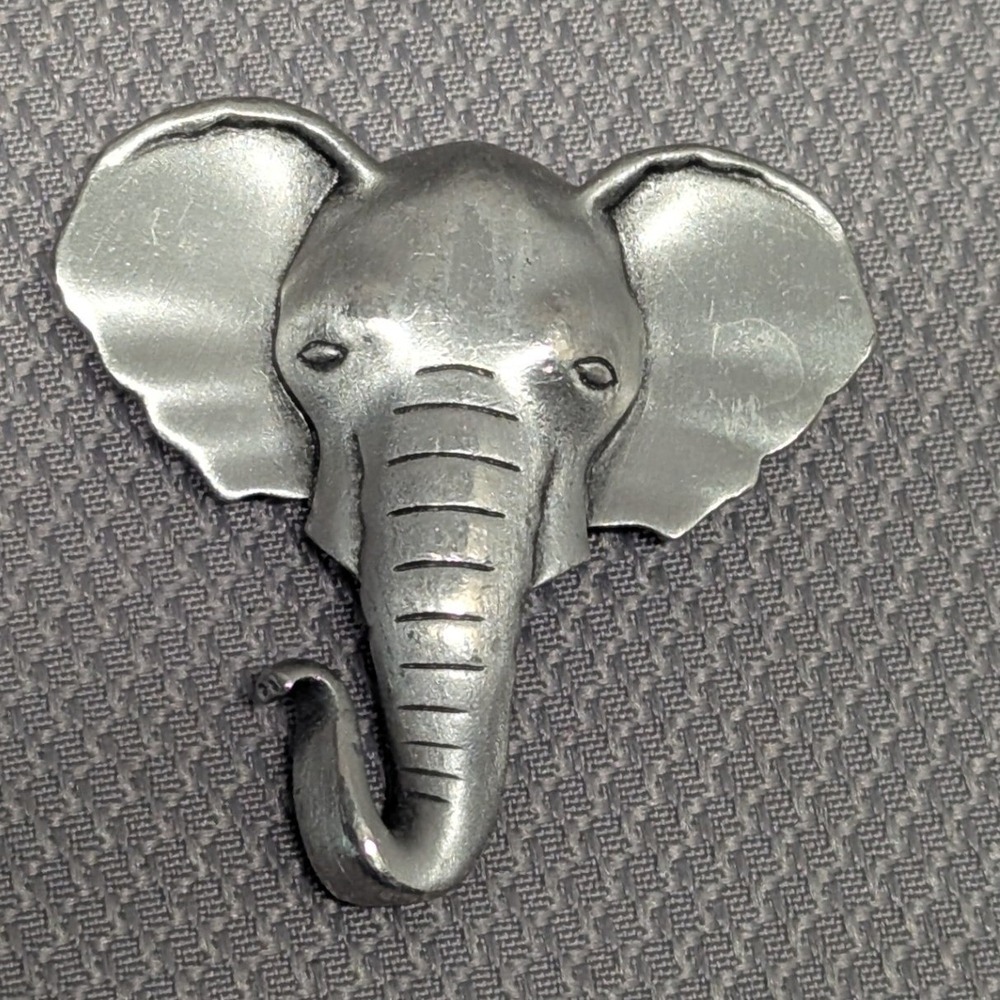 Vintage JJ Jonette Jewelry Elephant Head Brooch Silver Tone Animal Figural Pin